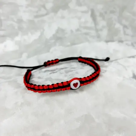 Браслет с сердцем. Мастерская браслетов